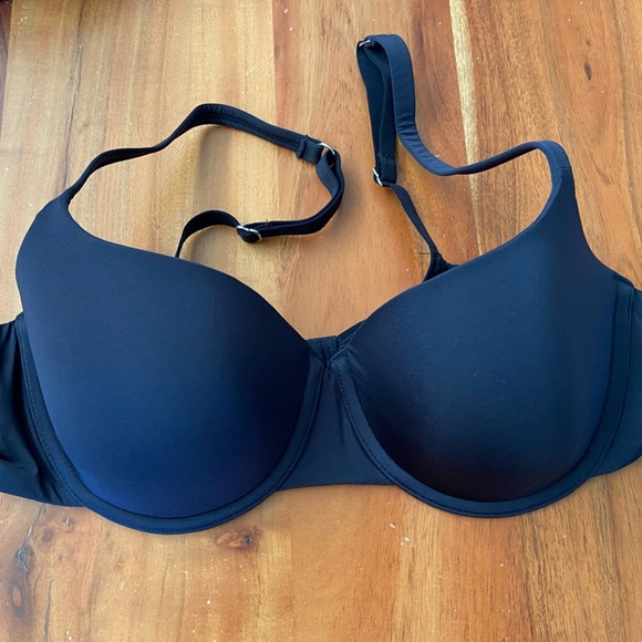 La Vie En Rose Lightly Lined Black Wireless Push Up Bra - Picture 3 of 5